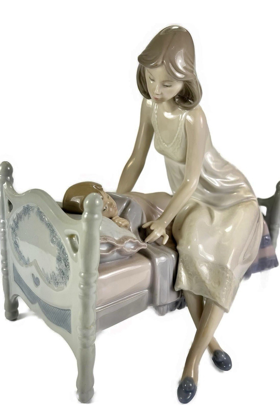 LLADRO Porcelain Figurine #5900 - Sleep Tight (in Box)