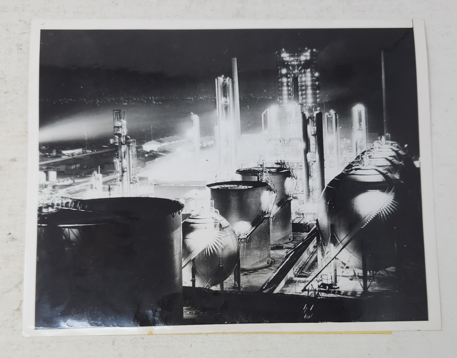 Vintage 1945 WWll Press Photo Acme Standard Oil San Francisco Refinery B-29