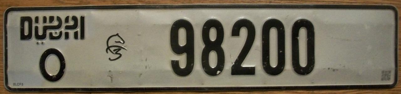 DUBAI, UNITED ARAB EMIRATES LICENSE PLATE -2004/14- O 98200 w/ FAZZA F3 emblem
