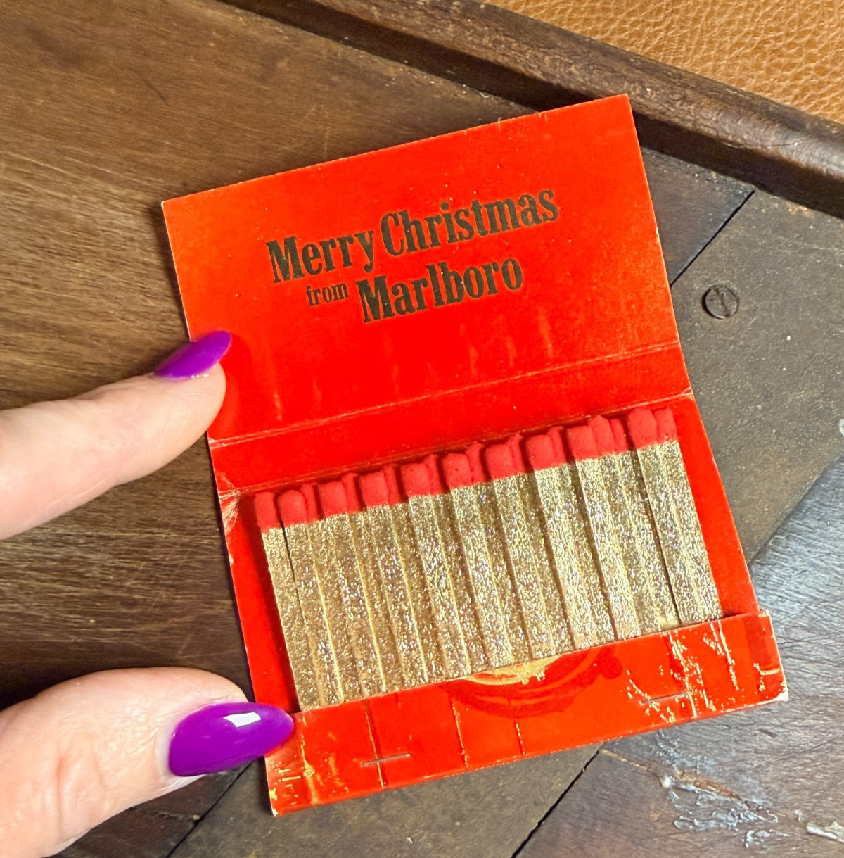 Vintage Marlboro Christmas Matchbook Red Gold Foil Horseshoes