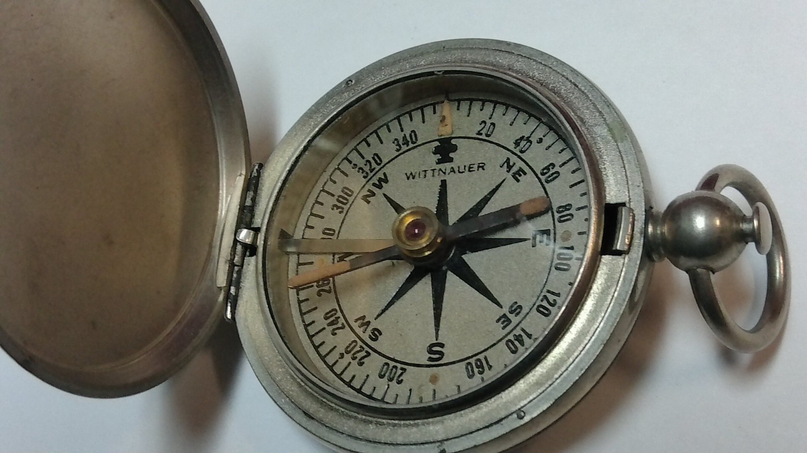 WWII US Military Pocket Compass Wittnauer - Working Pop Latch & Free Needle WW2