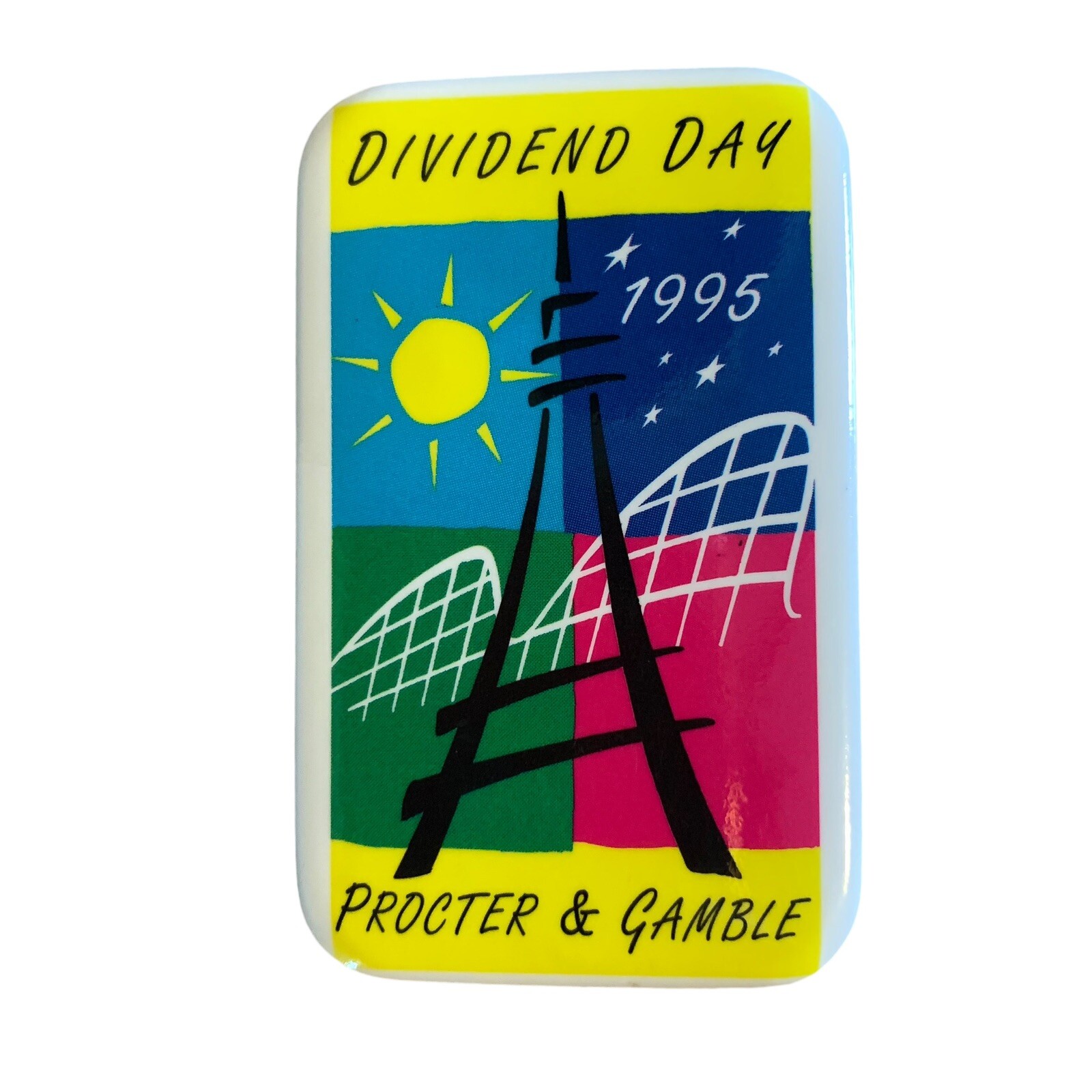 1995 Kings Island Procter & Gamble P&G Dividend Day Pin Back Button Eiffel Tower