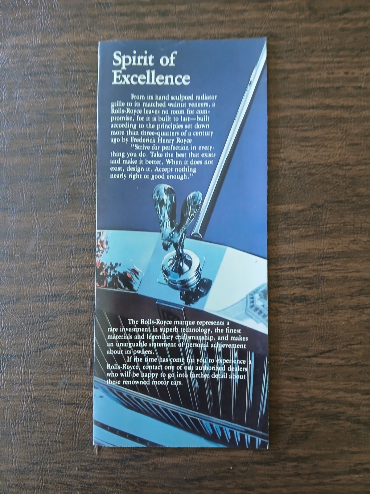 1983 Rolls Royce Sales Brochure and Specification Fact Book Foldout Pocket Book