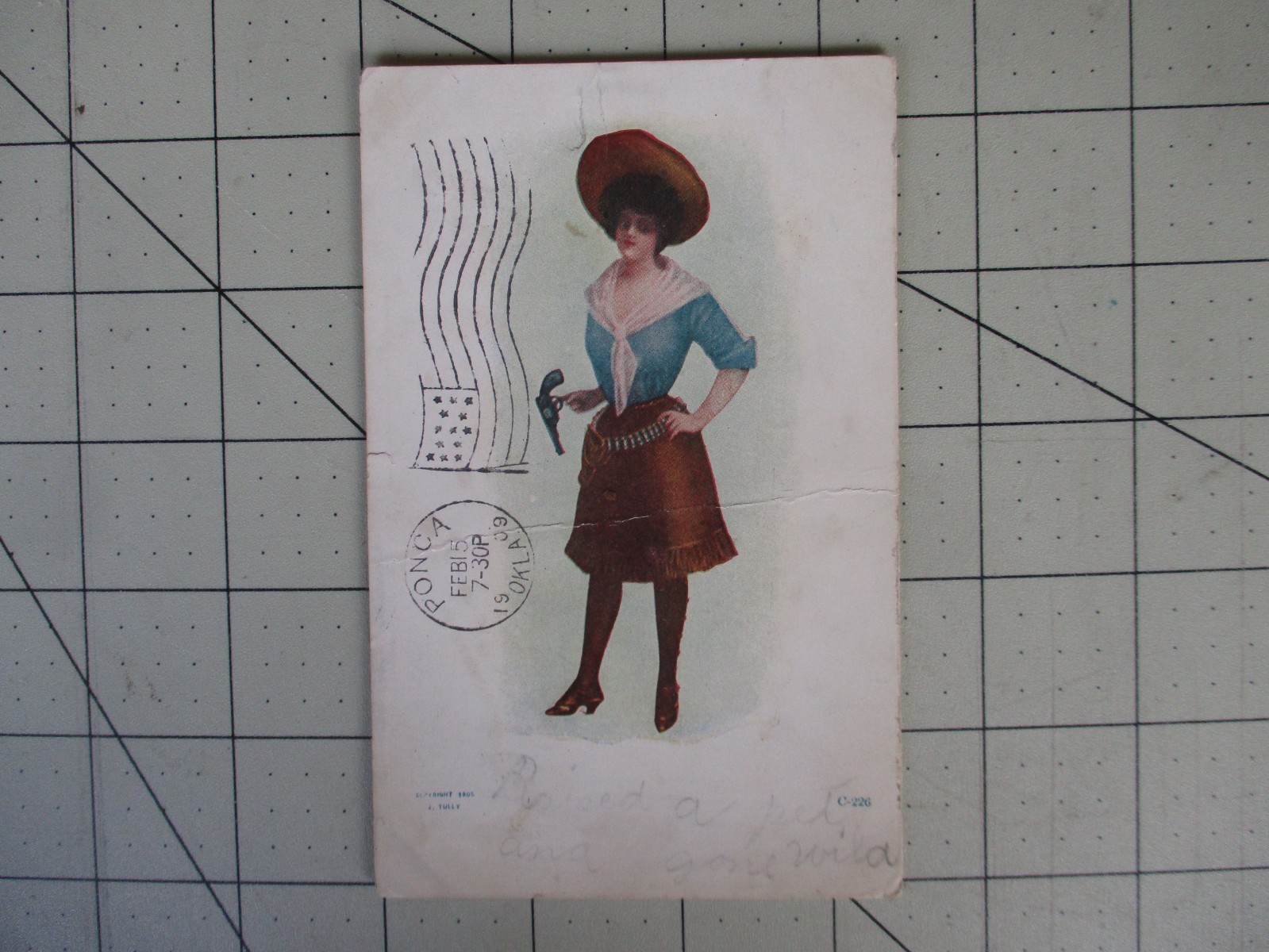 Vtg 1909 ANNIE OAKLEY Postcard, Woman with Pistol in Western Outfit