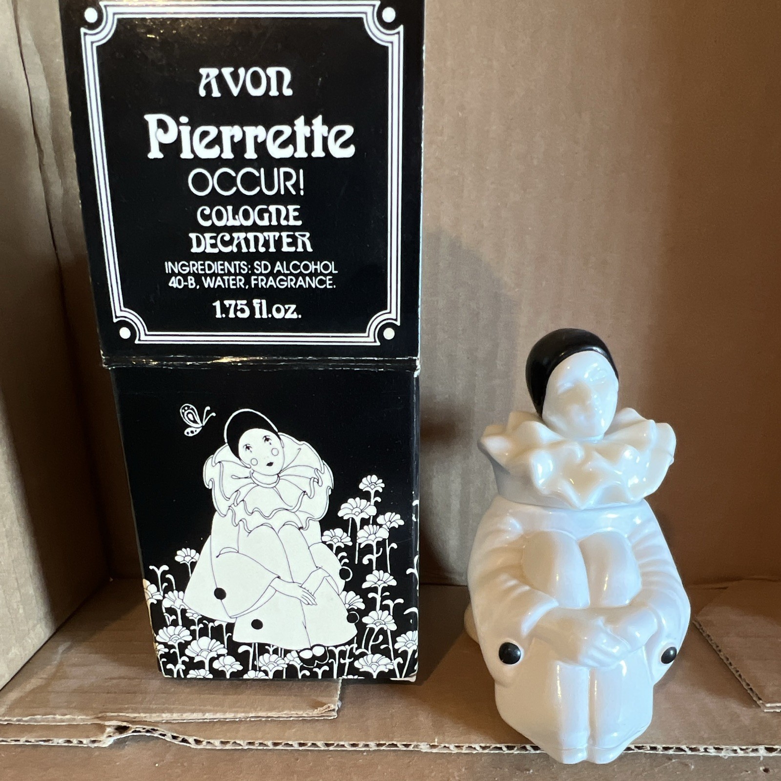 Avon Pierrette Occur 1.75 fl oz Glass Cologne Decanter w/ Stopper 1982