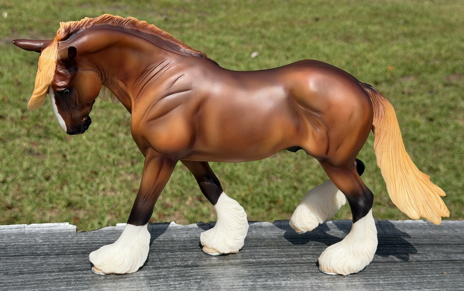 Breyer Horse Four Seasons Treasure Hunt Spring Chestnut Othello