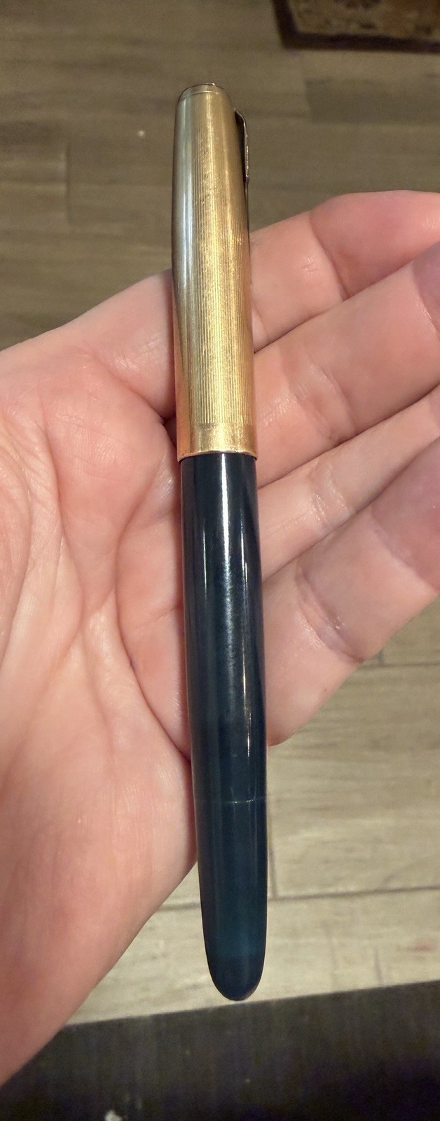 Vintage 1941-1943 PARKER 51 Vacumatic Fountain Pen Deep Dark Blue 14K Gold F