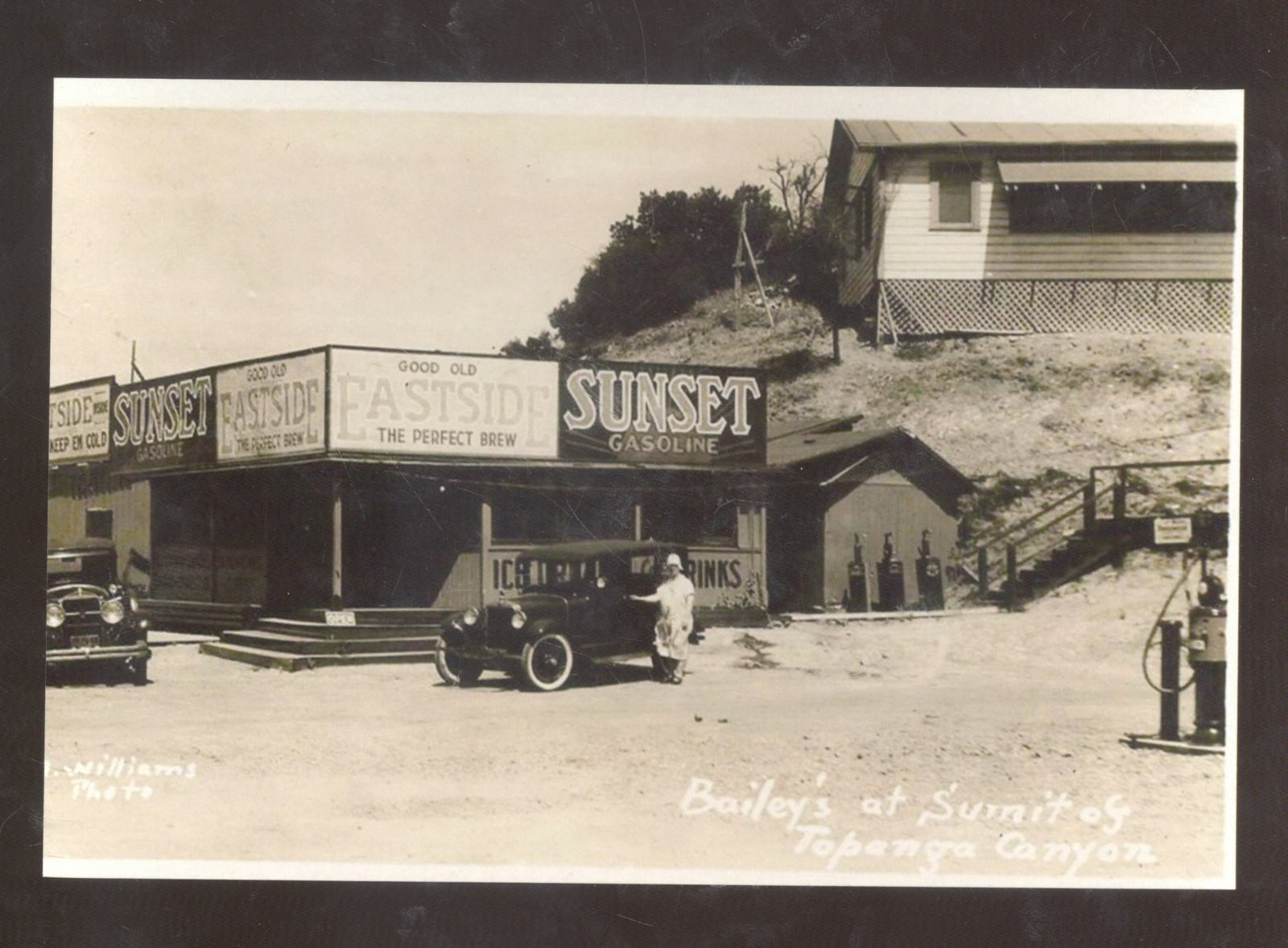 REAL PHOTO SUMMIT OF TOPANGA CANYON CALIFORNIA OLD CARS POSTCARD COPY