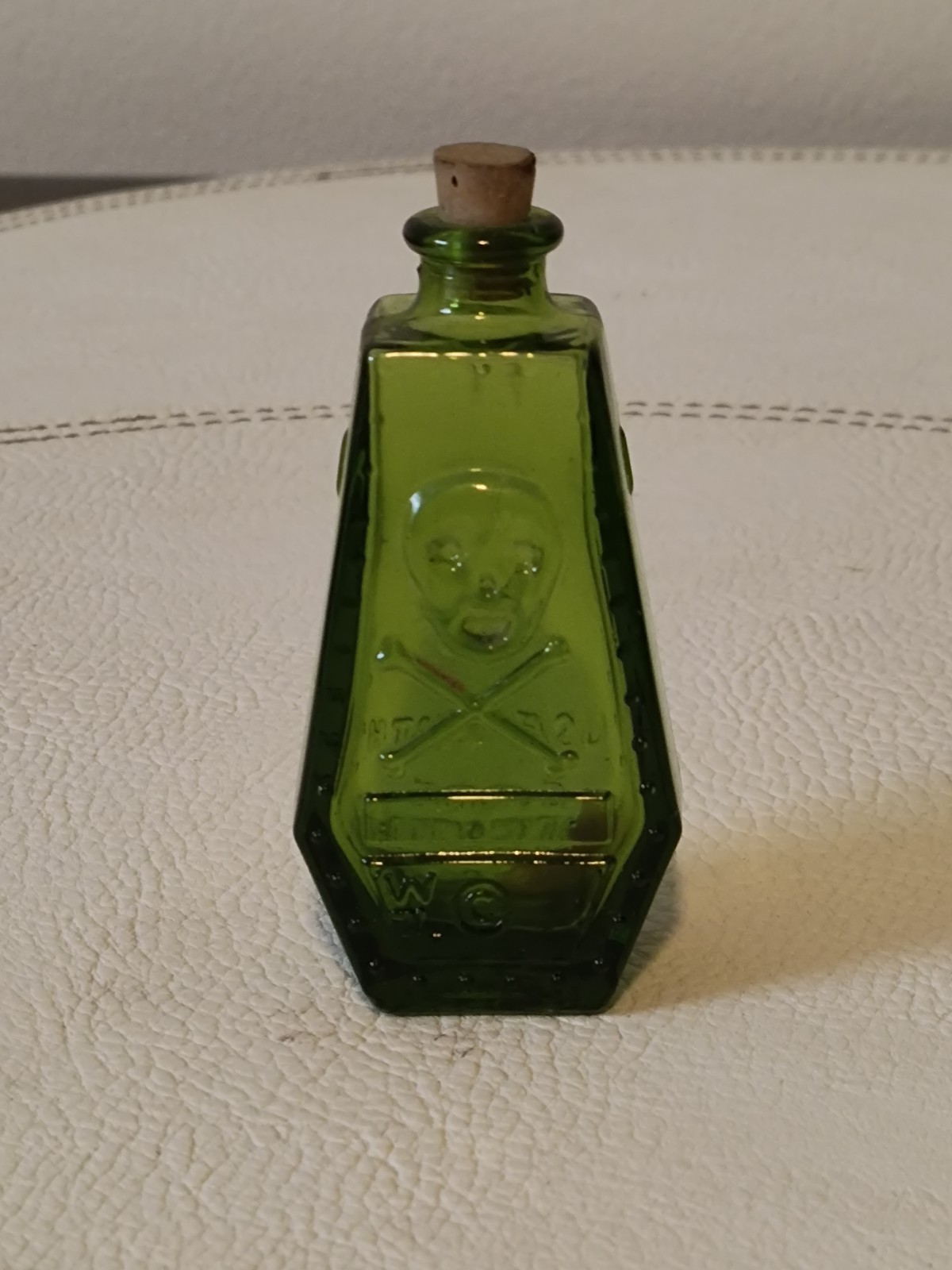 Vintage 1971 Green Wheaton Glass Poison Coffin Bottle RIP