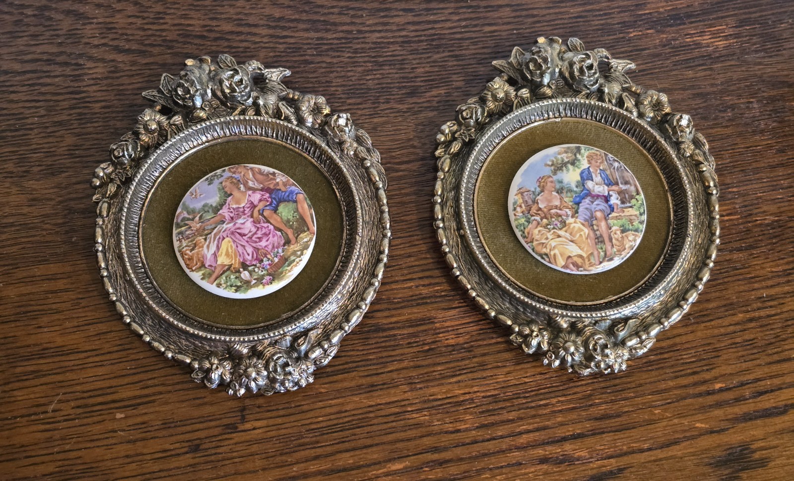 Vintage French Rococo/Victorian-Style Wall Plaques 3.5 Inch Diameter Set Of 2