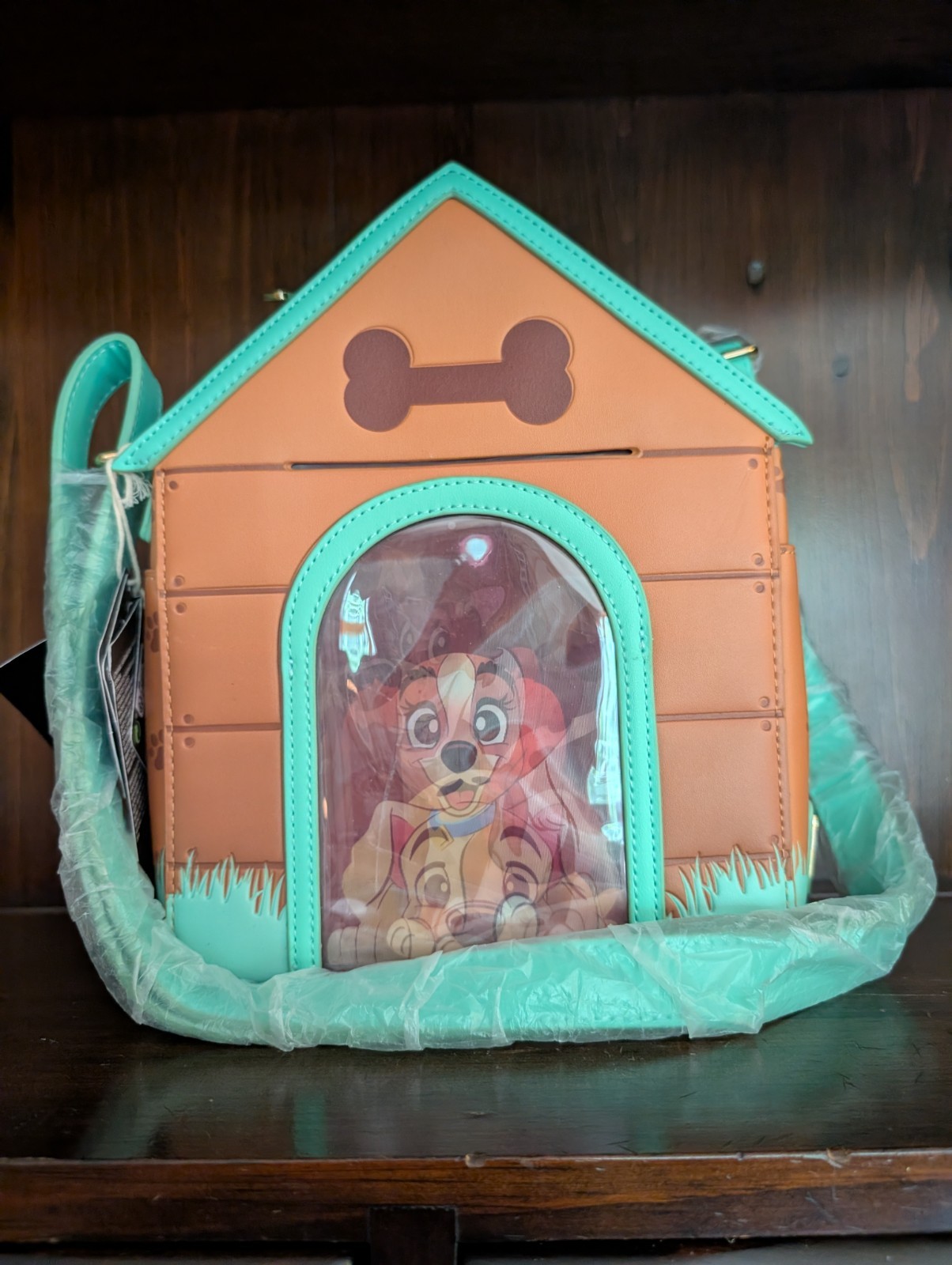 Loungefly Disney Lady and the Tramp Doghouse Mini Bag Small Brown Lenticular