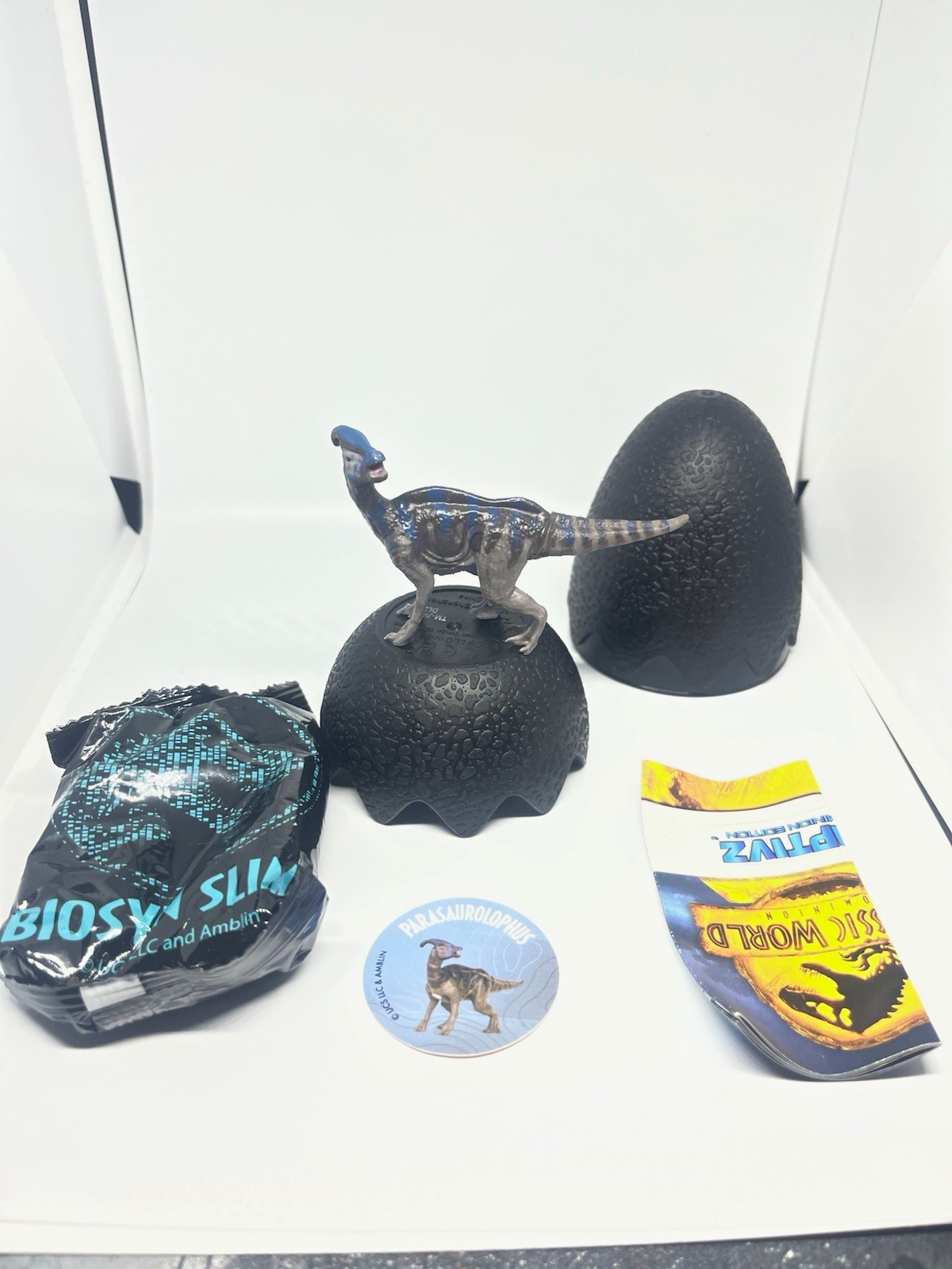 Parasaurolophus Dinosaur Figurine w/ Egg Container Pieces & Paper Inserts