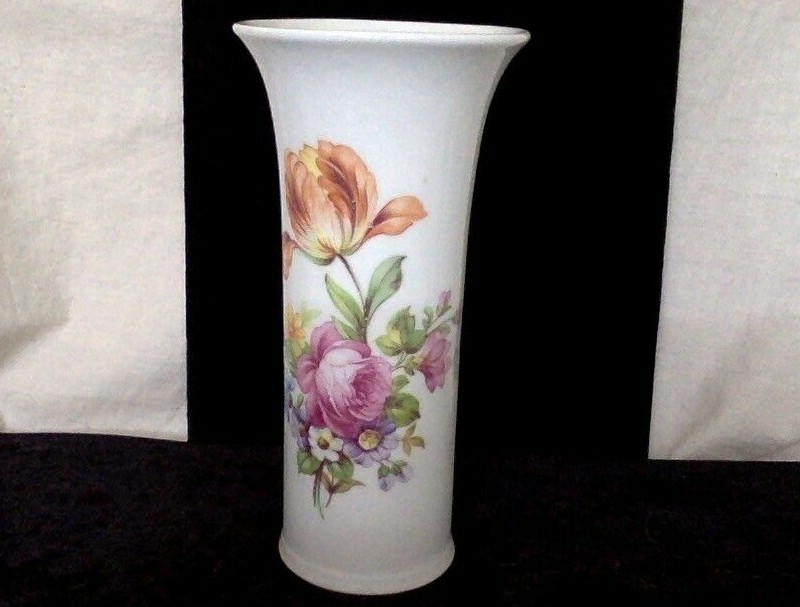Vintage Porcelain German Vase. 1950\'s. 7\