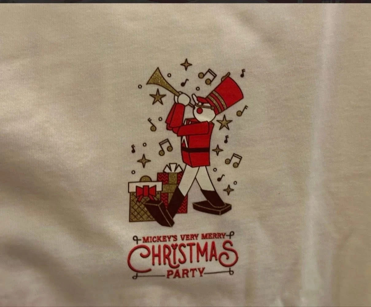 NWT 2025 Disney Parks Mickey\'s Very Merry Christmas Party long sleeve shirt