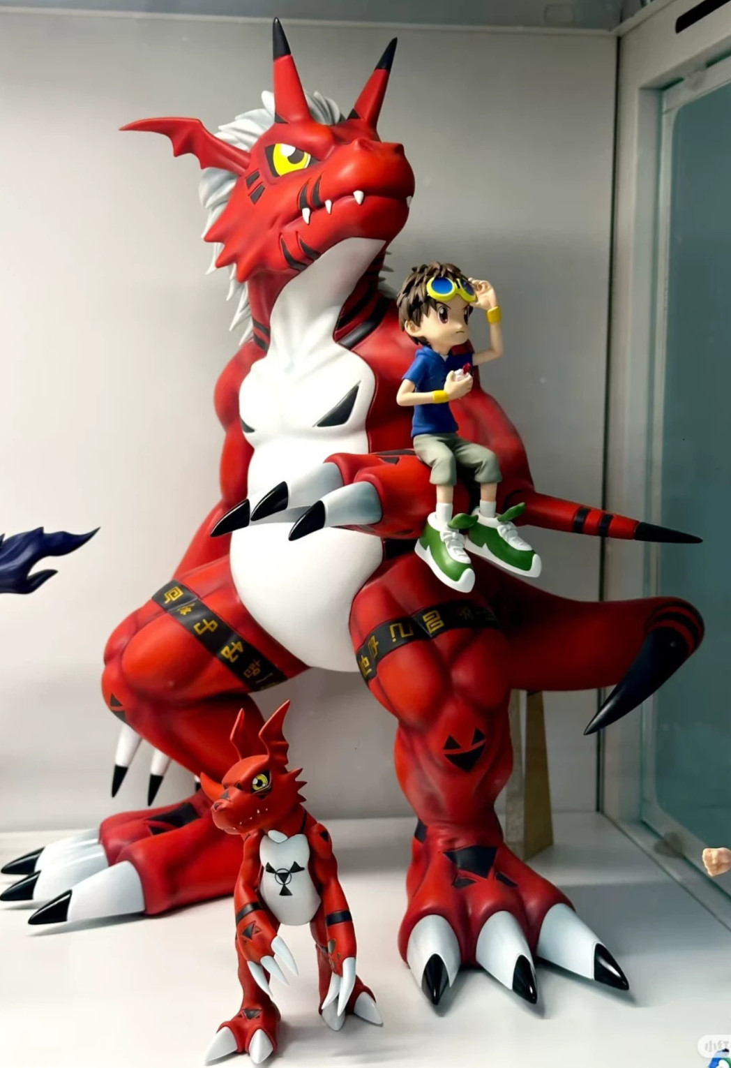 DMX Studio Growmon Matsuda Takato Guilmon H30cm New Statue Figure Model PU