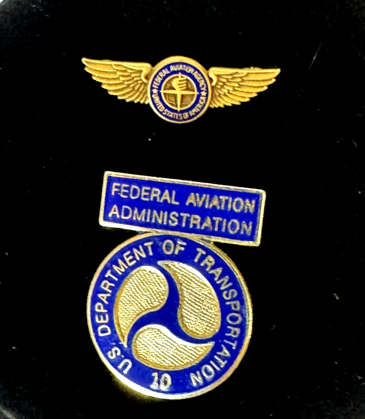 2 VTG. Federal Aviation Administration Small Wing &10 Year Service Award Pins