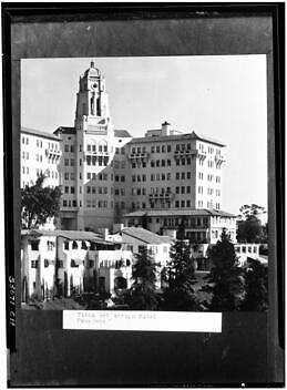 Exterior view of the Vista del Arroyo Hotel in Pasadena California Old Photo
