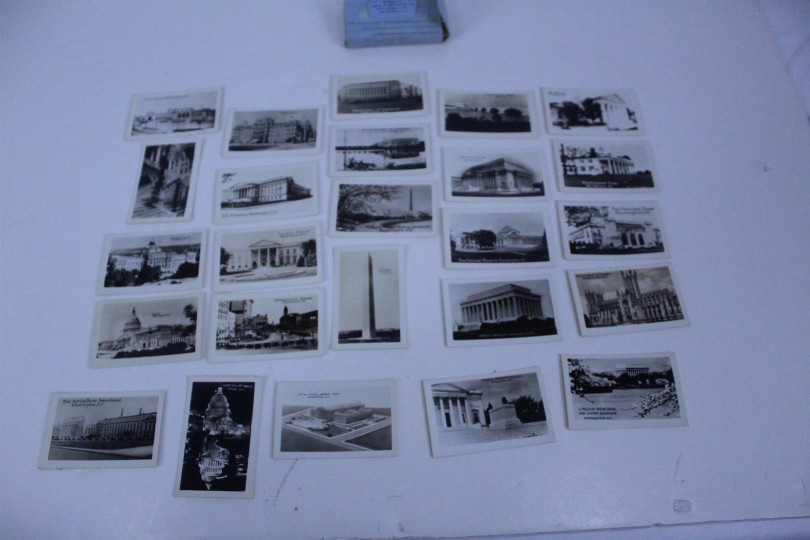 Ca 1920's - 30's Black & White Souvenir Envelope with Photos of Washington D.C.