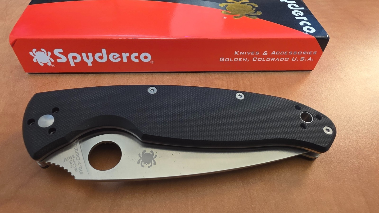 NEW Spyderco Resilience G-10 4.25 inch Folding Knife C142GP