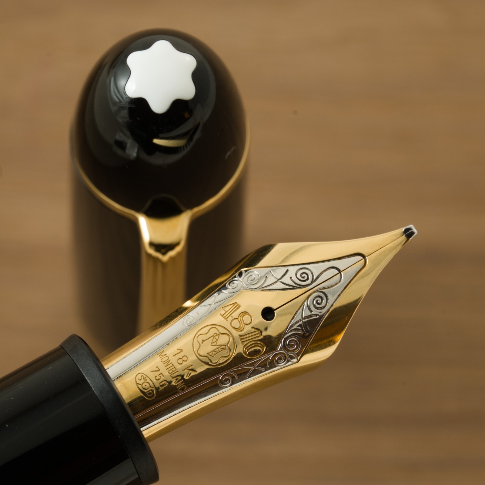 Authentic Montblanc 149 Diplomat 18K Tri-Color B Broad Hemingway Feed StOD Nib
