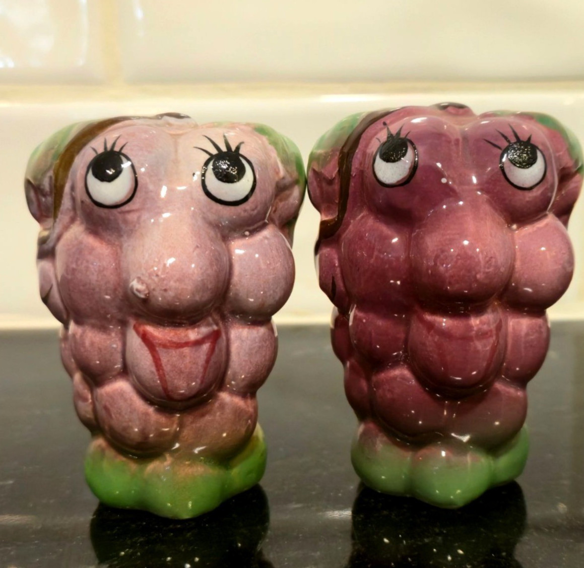 Vintage 1950s Anthropomorphic Grape Salt & Pepper Shakers ceramic fruit Japan