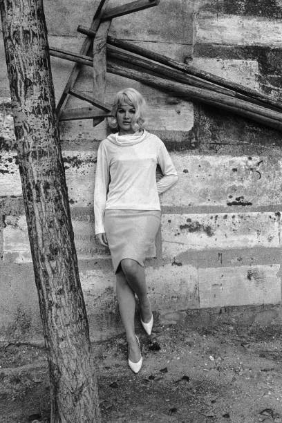 Carroll Baker on the banks of the Seine in Paris November 1965 Old Photo