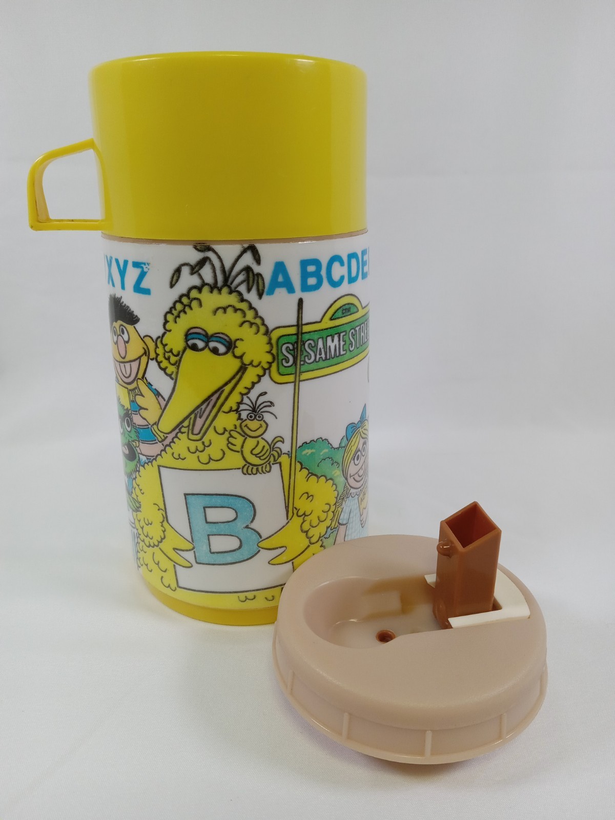 Vintage 1979 Aladdin Sesame Street Muppets Inc. Thermos with straw lid