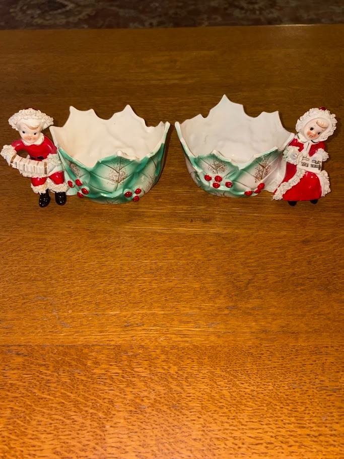 Vintage 1950s Napco Japan Christmas Caroler Planters Pair BX2280