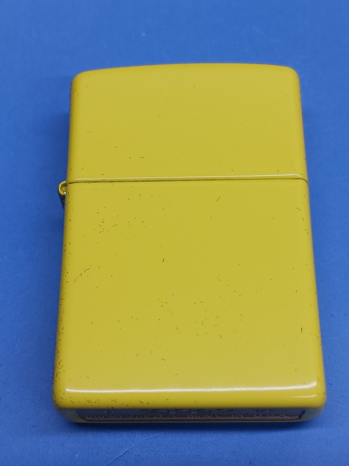 Zippo 24839 Classic Lemon Yellow Matte Zippo 24839 Classic Lemon Yellow Matte