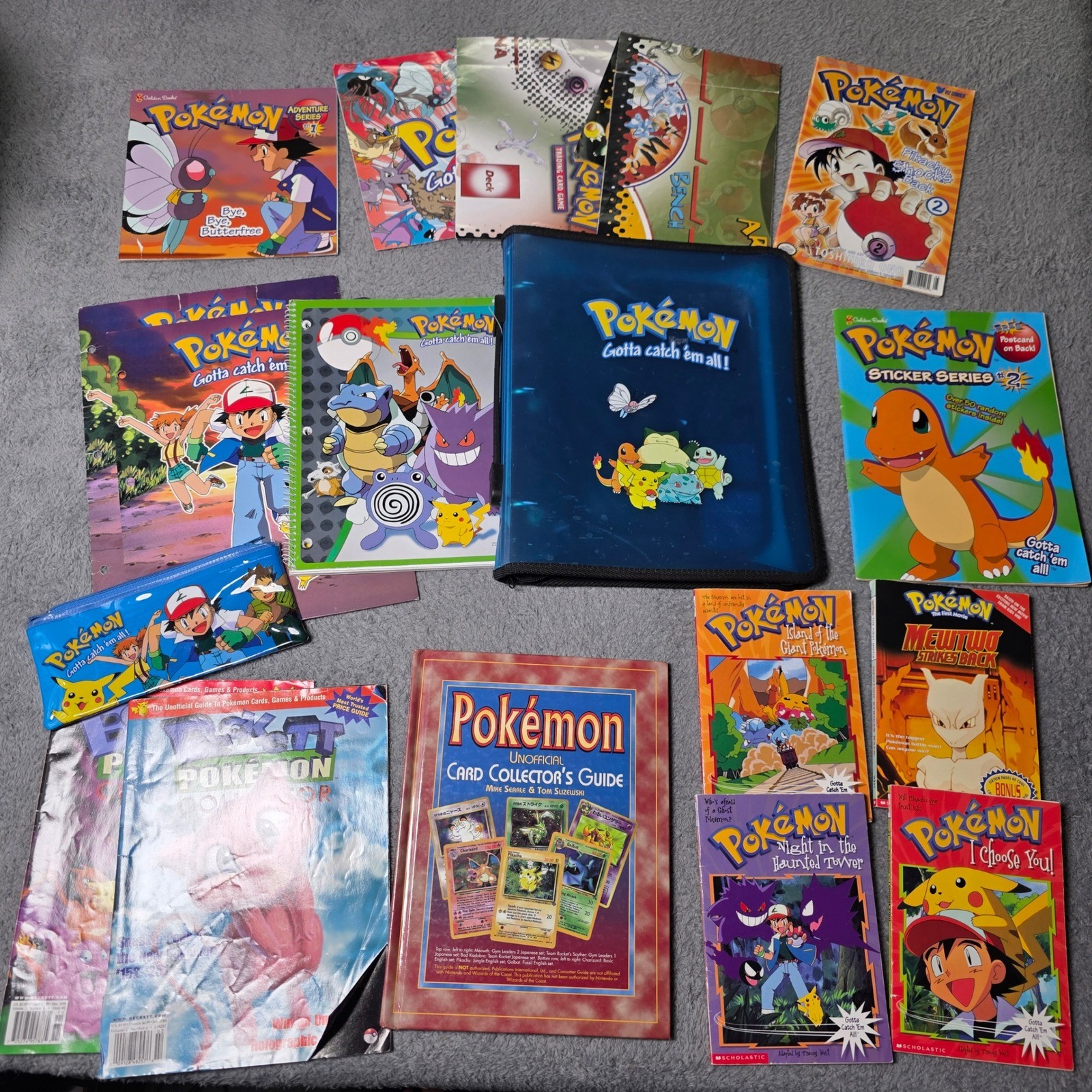 Pokemon Unisex OS Mega Vintage Lot Binder Books Magazines Folders Blue Multi