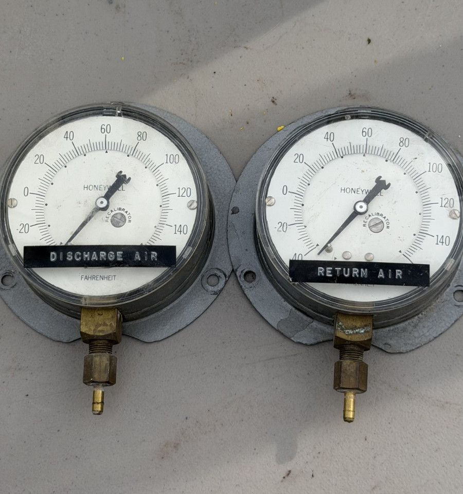 Vintage Honeywell Gauges / Discharge Air, Return Air