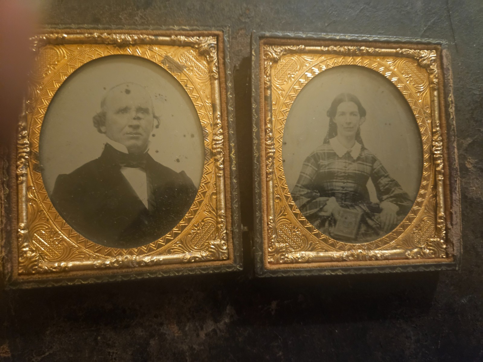 1850s Quarter Plate Double Ambrotype Hotchkiss Samuel the Immigrant Descendant 1850s Quarter Plate Double Ambrotype Hotchkiss Samuel the Immigrant Descendant