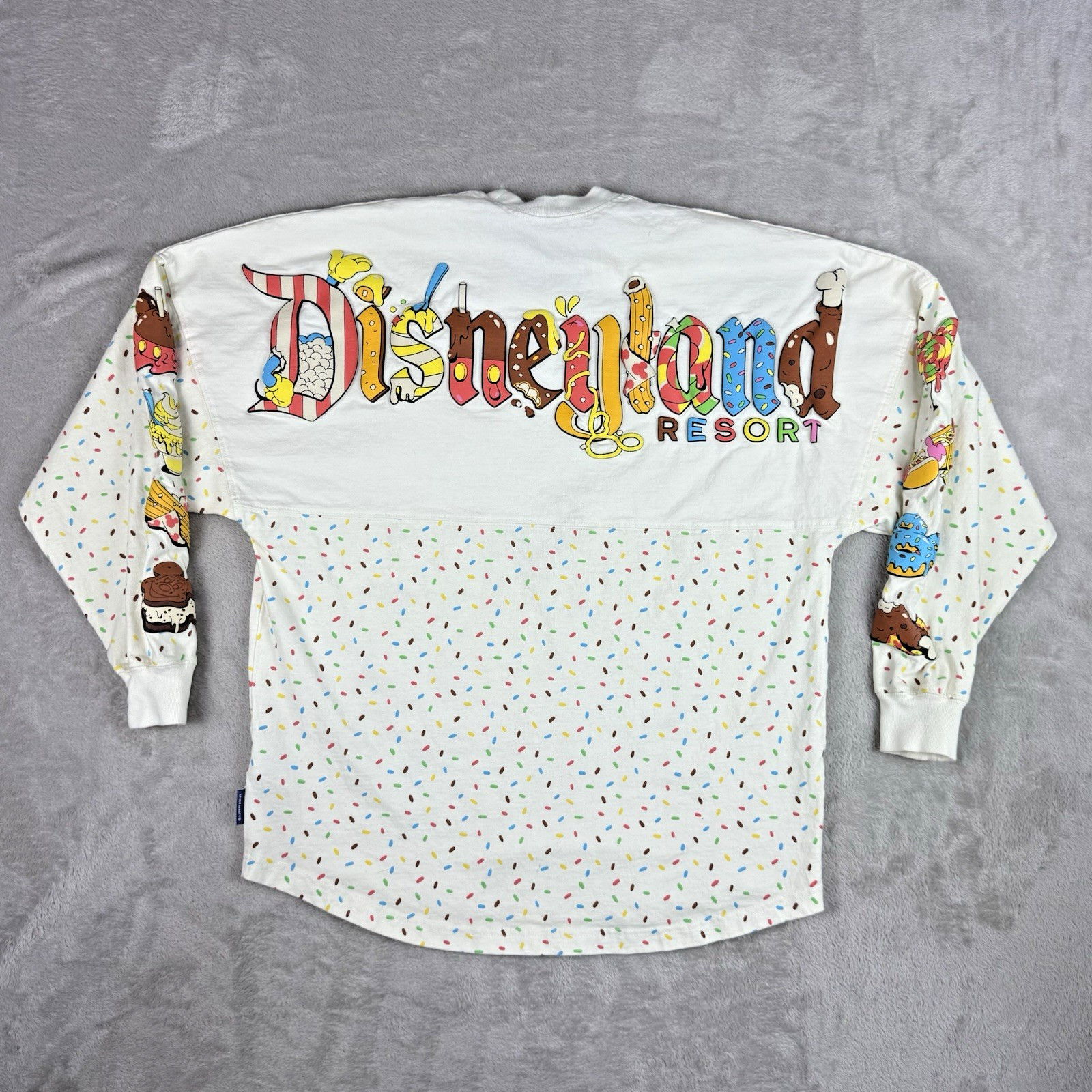 Walt Disney World Disney Parks Eats Treats Snacks Spirit Jersey Size Small Rare