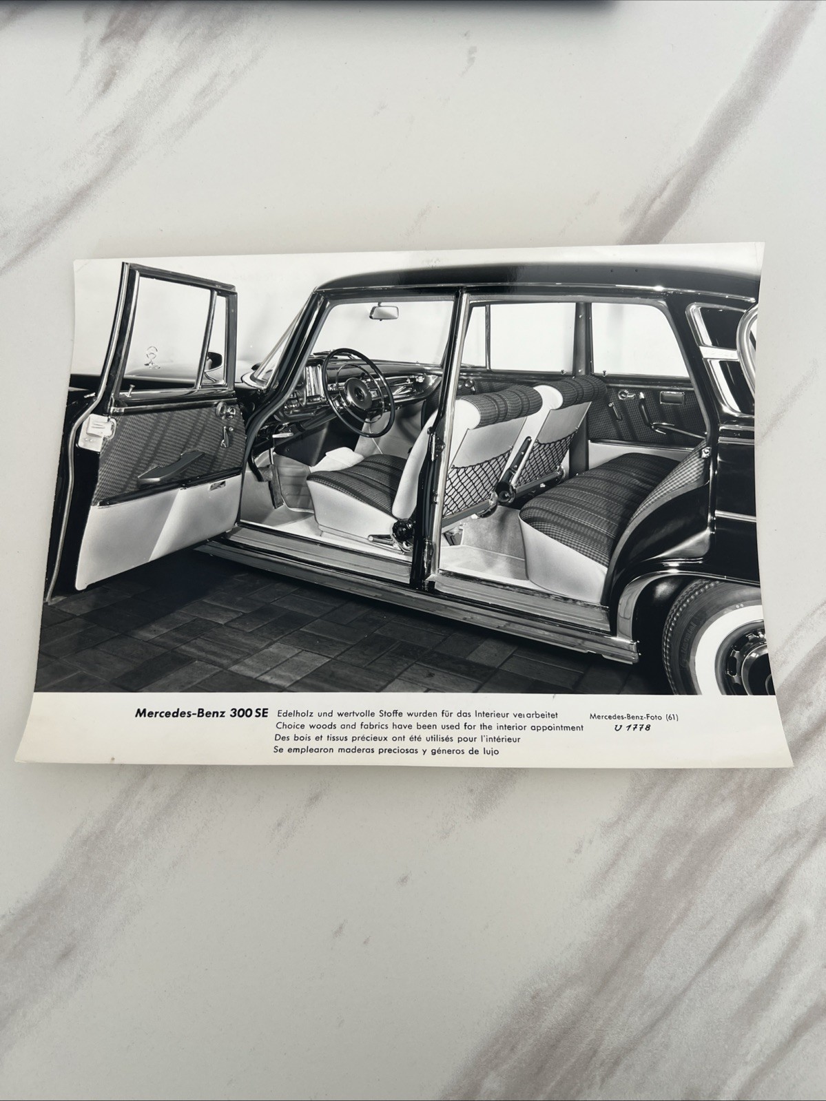 Original period photo photo press factory photo Mercedes Benz 300SE 1961