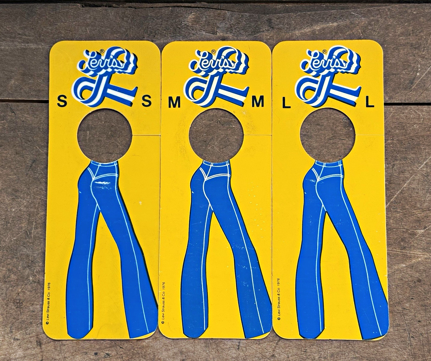 VINTAGE 1976 LEVI’S PLASTIC CLOTHING RACK DIVIDERS HTF COMPLETE SET S*M*L 