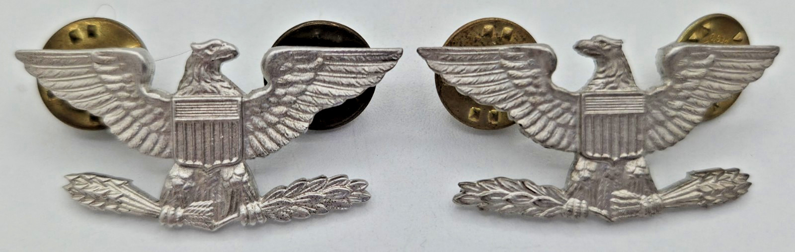 Vintage US ARMY COLONEL Eagle Insignia Rank 1/20 SILVER FILLED Vanguard PIN SET