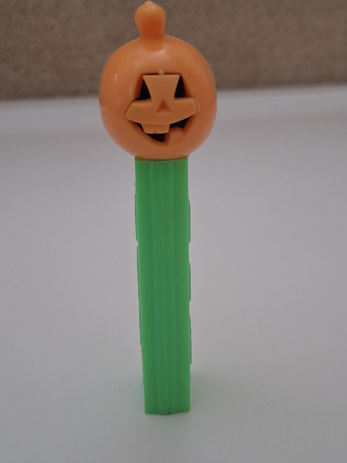 Vintage Rare PEZ Pumpkin Head Halloween Jack O Lantern No Feet-3.4 Austria 