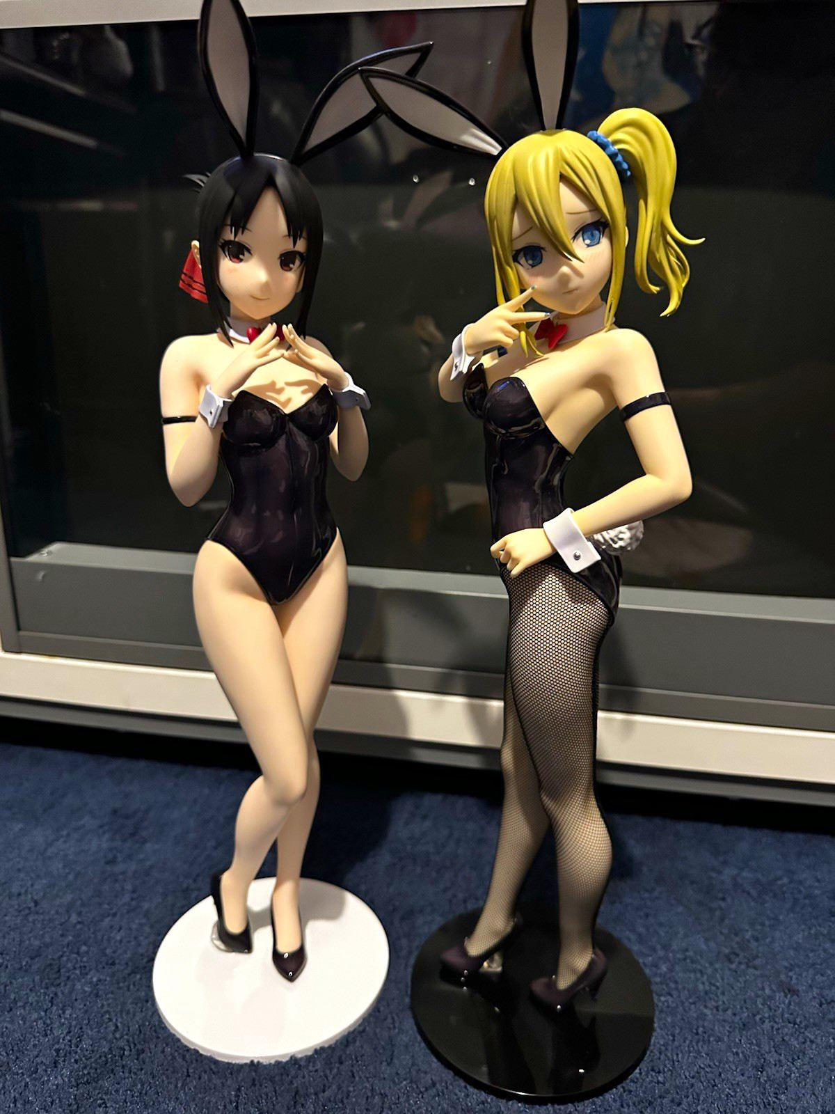 Freeing bundle of 2 Kaguya and Ai Hayasaka
