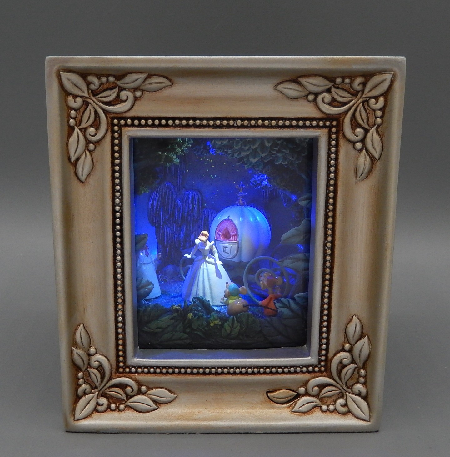 Disney Olszewski Gallery of Light Cinderella Magic by Moonlight Diorama 2008