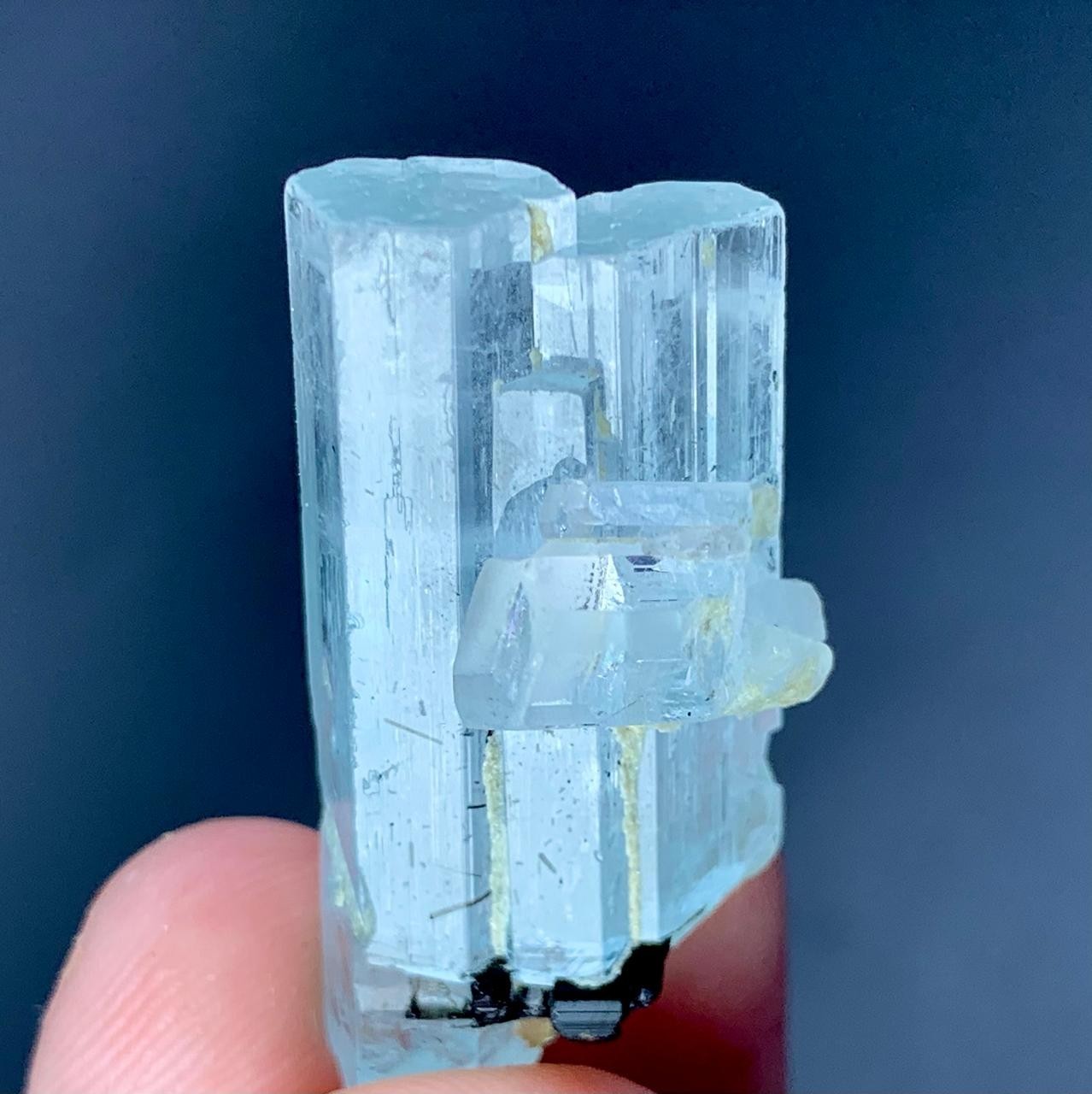 60 Carat Aquamarine Crystal Specimen From Pakistan 