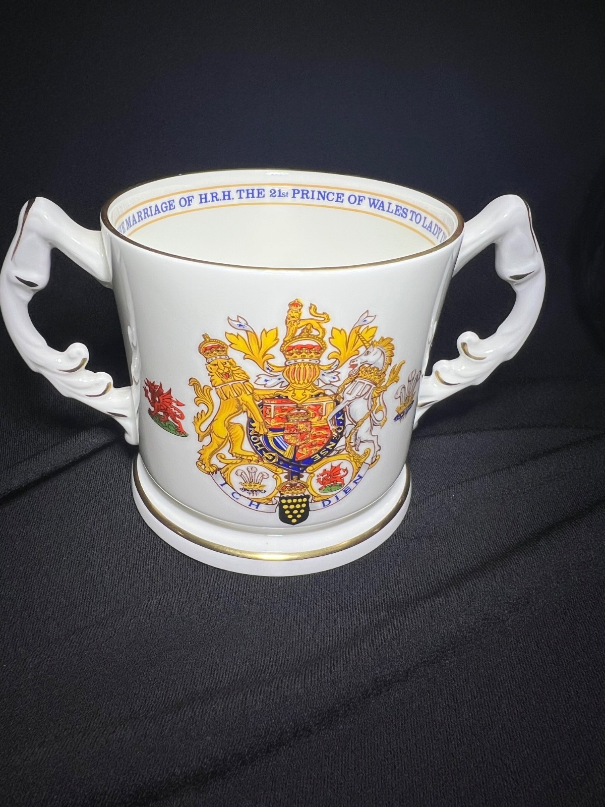 Aynsley Loving Cup 1981 Charles Diana Royal Wedding Family Tree Bone China
