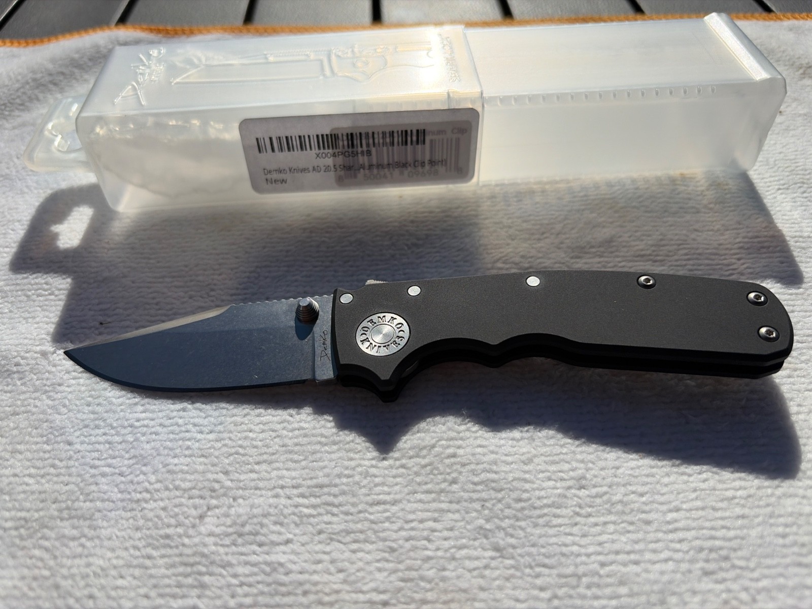 Demko 20.5 Rare Aluminum Black Scales 20CV Blade