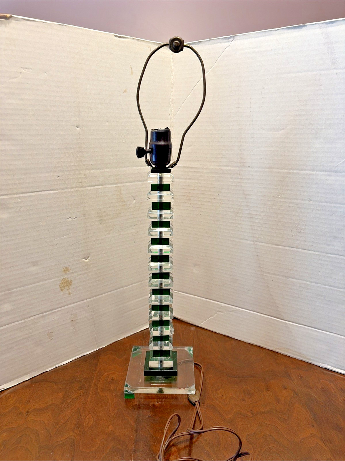 Vintage MCM Lucite Acrylic Stacked Cube Table Lamp Emerald Green 24\