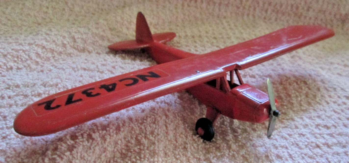 Hubley Piper Cub 435 Red Die‑Cast Airplane NC43772 Vintage 7 7/8\