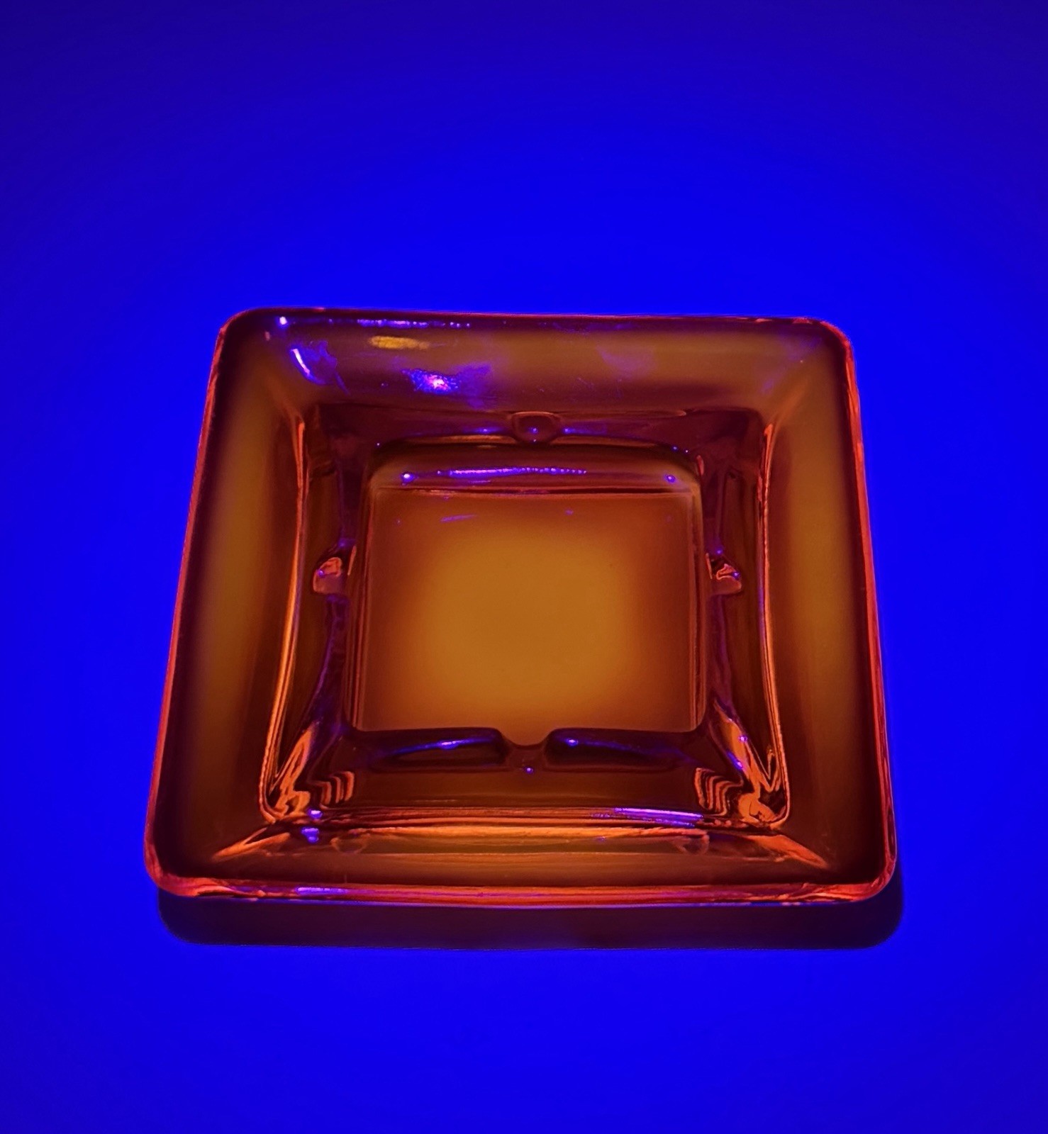 VTG MCM Viking Glass Orange Square Ashtray 6\