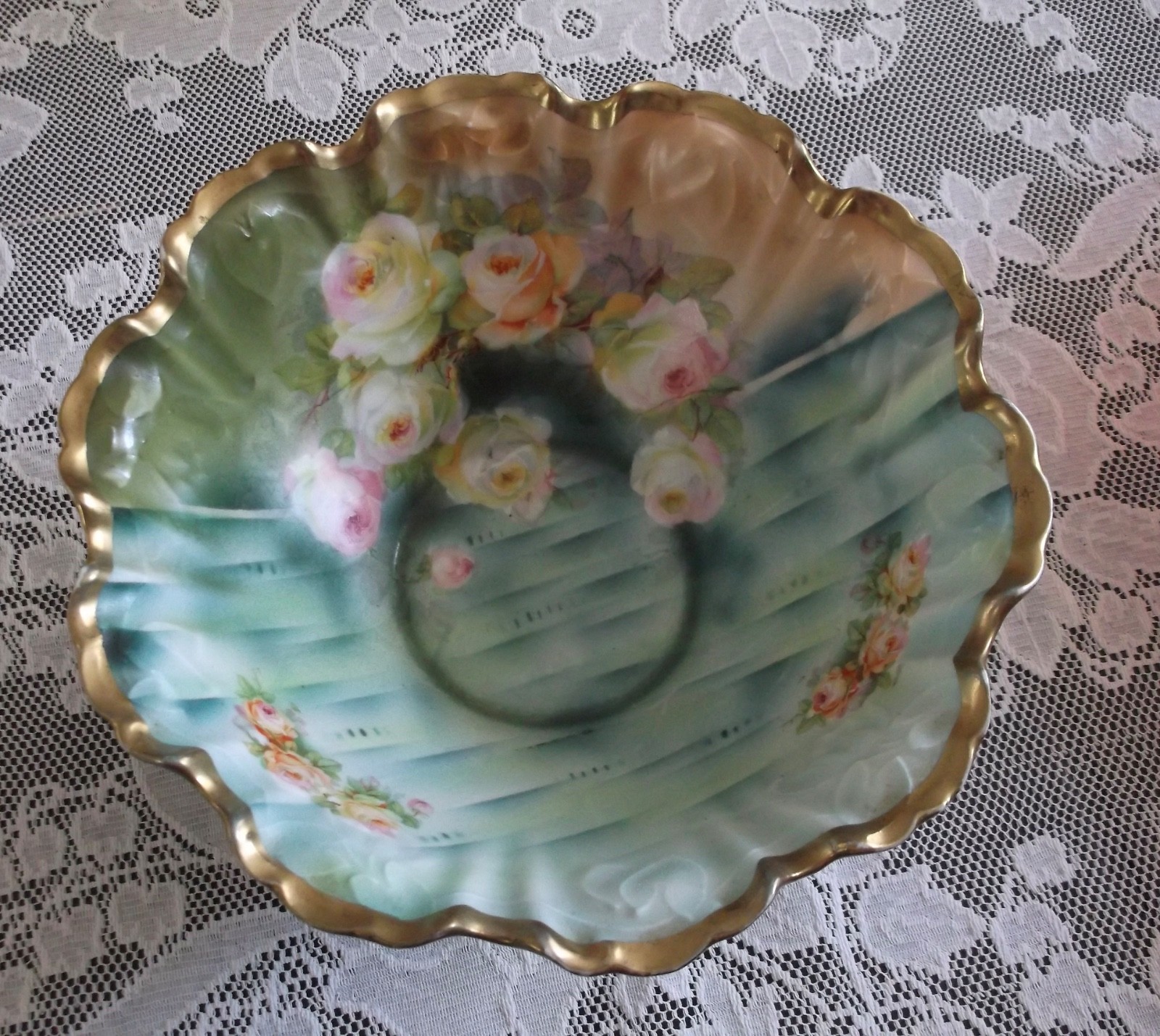 ANTIQUE HERMANN OHME  SILESIA PEDESTAL BOWL with ROSES & GOLD TRIM