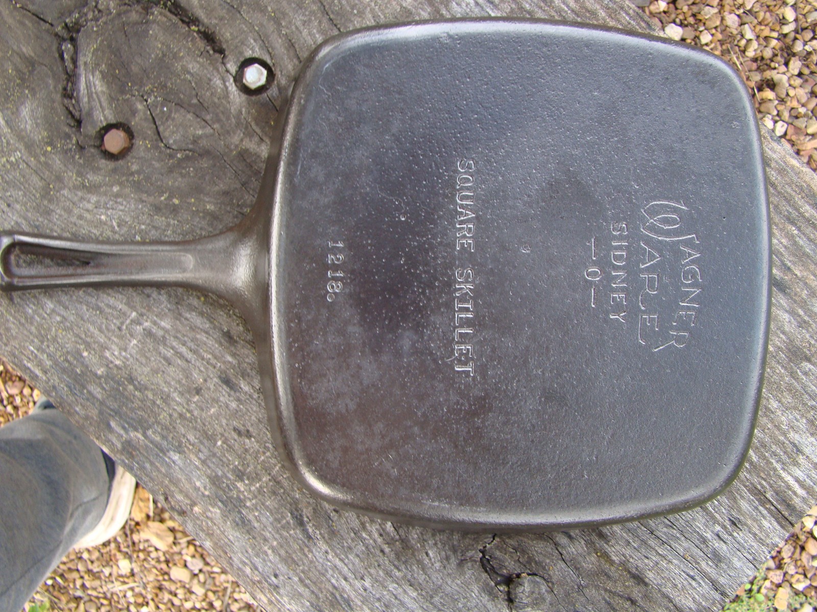 National Wagner Sidney -0- Square Skillet 1218. Restored Seasoned 