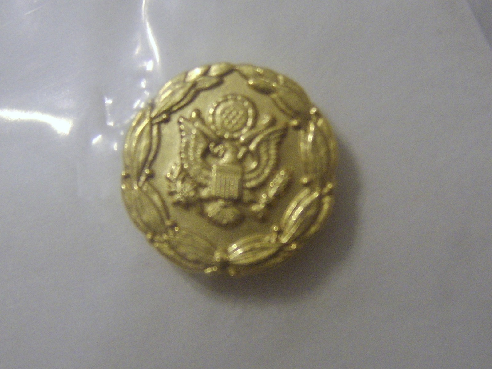 ARMY EXCEPTIONAL CIVILIAN SERVICE LAPEL PIN BUTTON NIP:K5