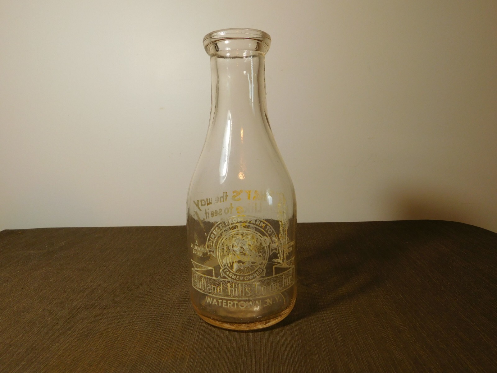 VINTAGE 1948 RUTLAND HILLS CO-OP WATERTOWN NY   1 QUART MILK  BOTTLE