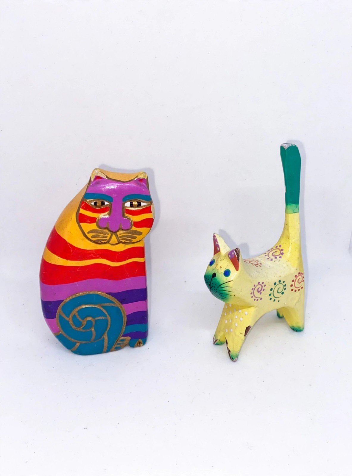 Laurel Burch Style Wooden Cat Figurines 2pc Folk Art Hand Painted Cats